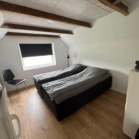 Den Gamel Togstation Albergue *