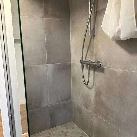Den Gamel Togstation Albergue