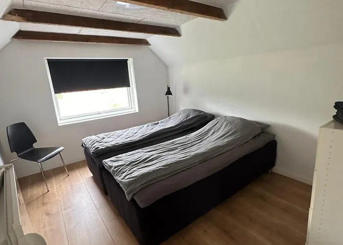 Den Gamel Togstation Vandrarhem *