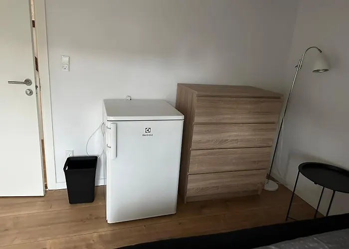 Vandrarhem Den Gamel Togstation *